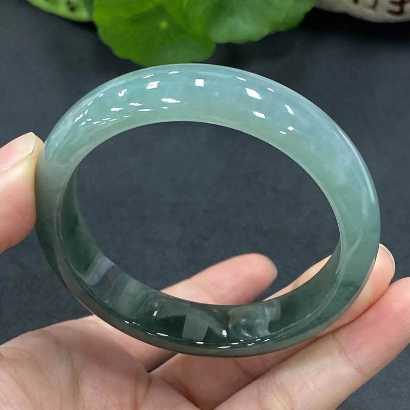 Ice-like, oily, green bracelet - Bracelets recension och pris