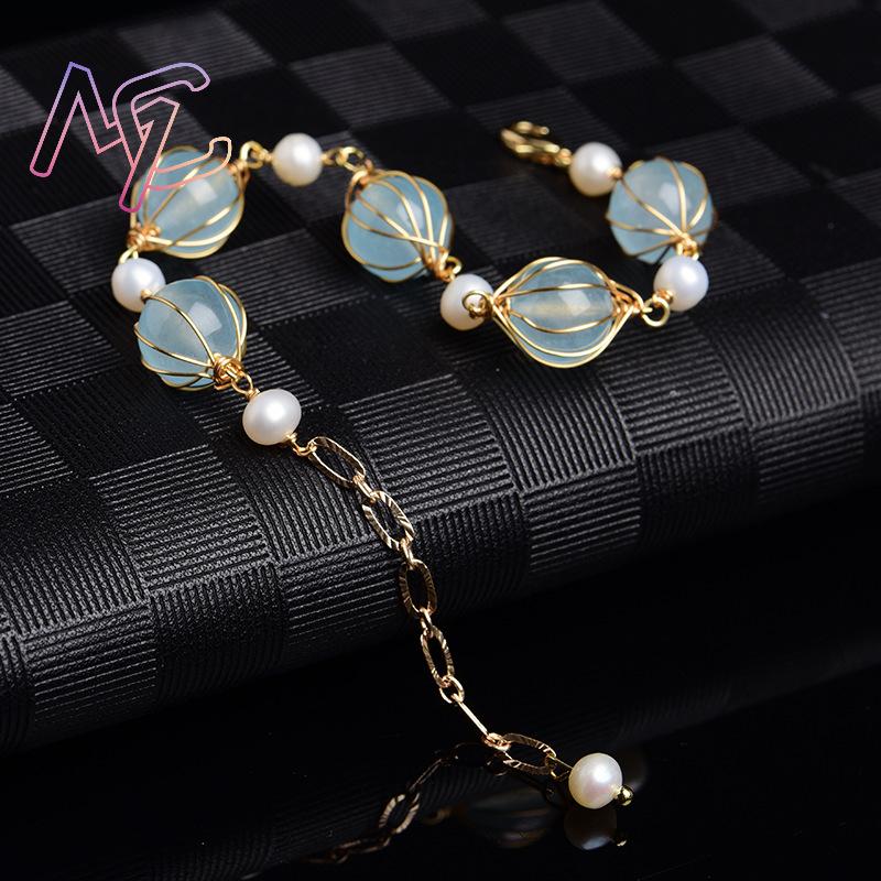 Blue Natural Jade Bead Earring - Earrings recension och pris
